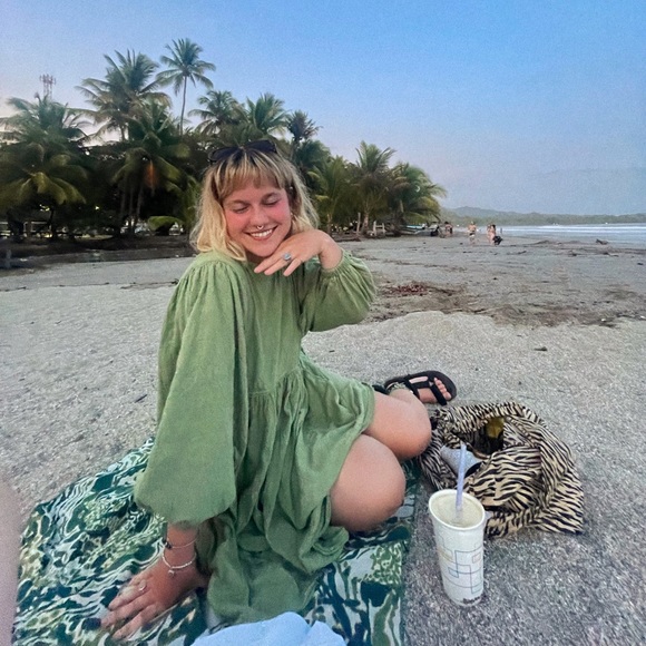 Meet your Posher, Mckenzie - Picture 1 of 1